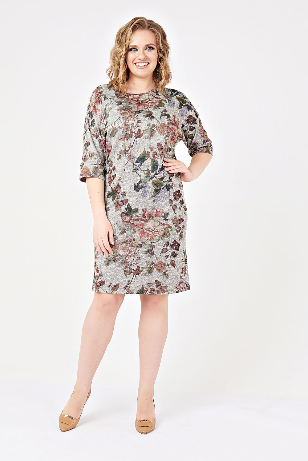Фото товара 16333, серое трикотажное платье с цветами